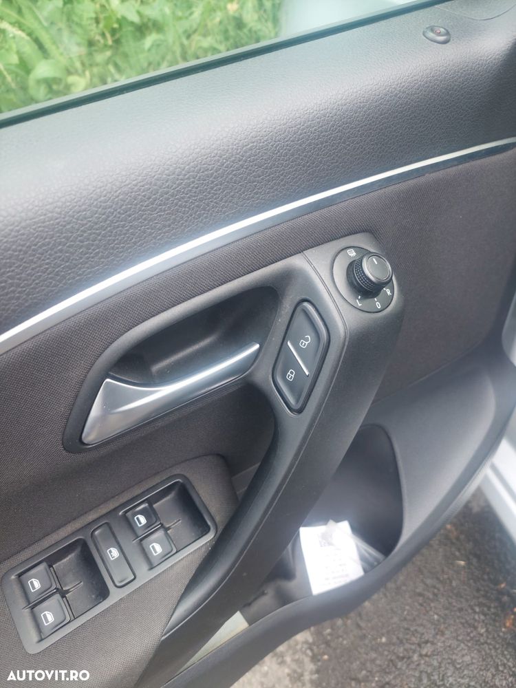 Volkswagen Polo - 7