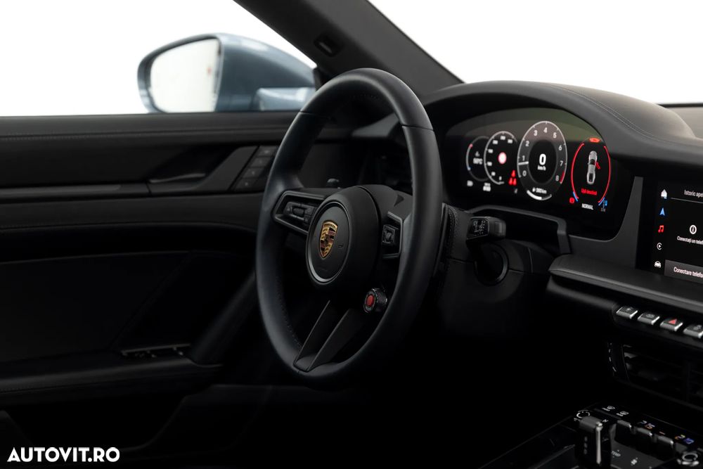 Porsche 911 Carrera PDK - 31