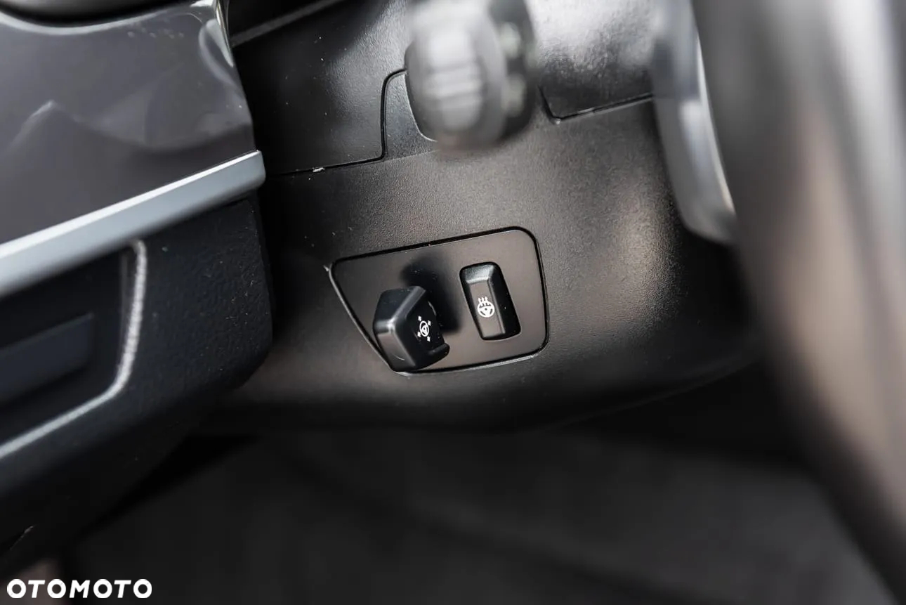 BMW Seria 5 518d - 20