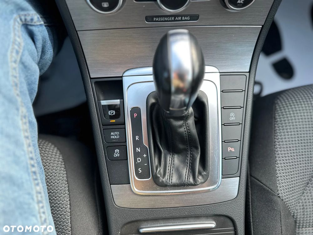 Volkswagen Passat Variant 1.4 TSI BMT Comfortline DSG - 24