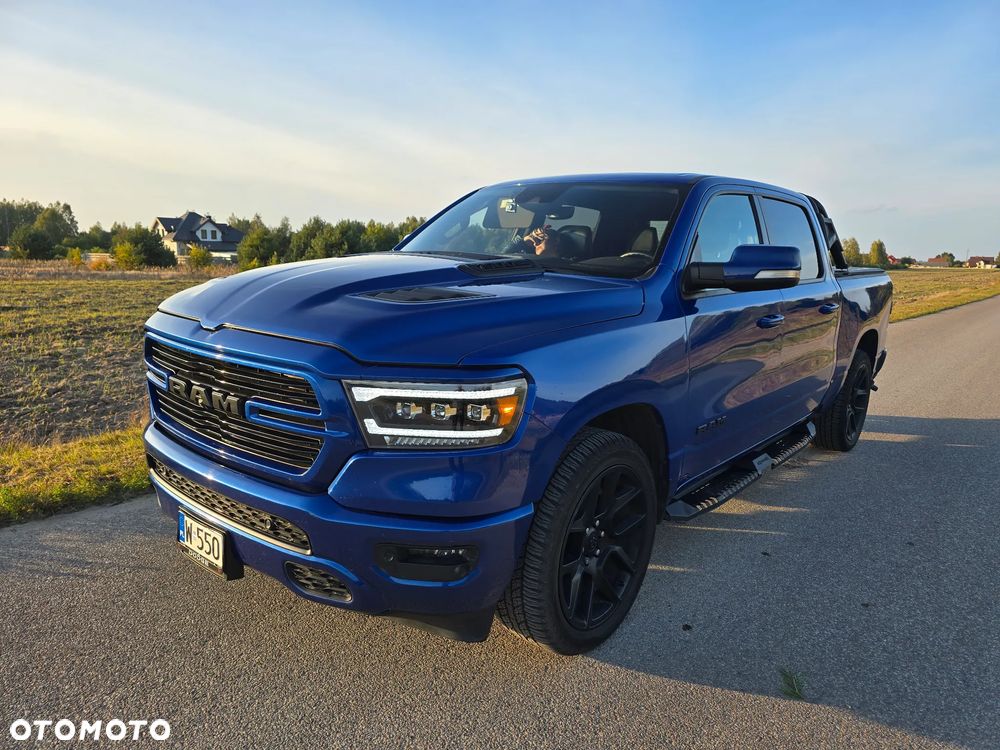 RAM 1500 5.7 Crew Cab Shortbed Laramie Sport - 1