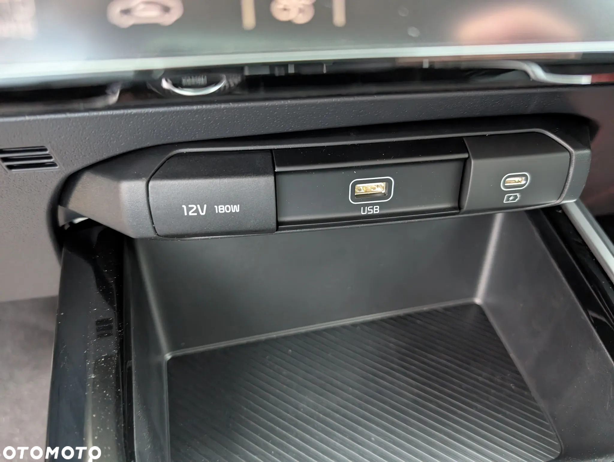 Kia Niro 1.6 GDI Hybrid M - 19