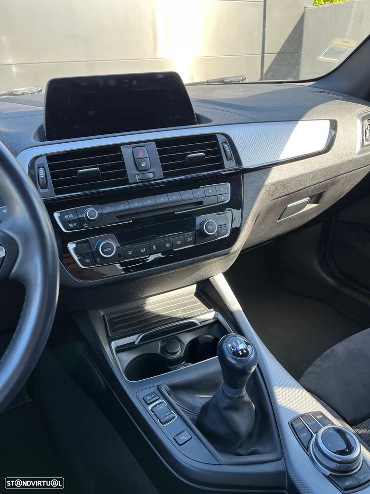 BMW 116 d Pack M - 12