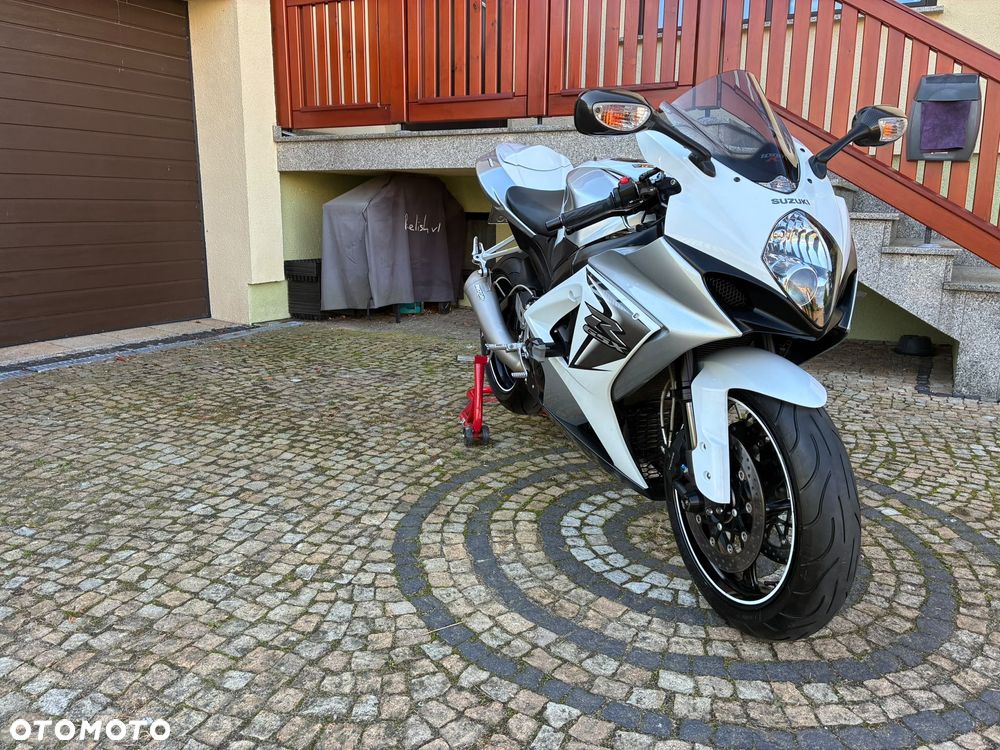 Suzuki GSX-R - 34