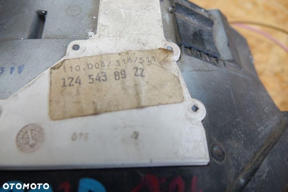 LICZNIK ZEGARY EU MERCEDES W124 BENZYNA 1245438922 - 3