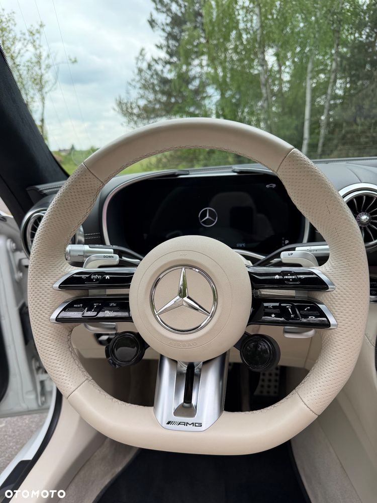 Mercedes-Benz SL 63 4Matic+ SPEEDSHIFT MCT 9G - 26