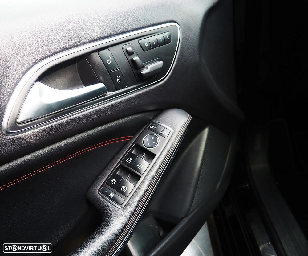Mercedes-Benz A 45 AMG 4Matic Speedshift 7G-DCT Edition 1 - 31