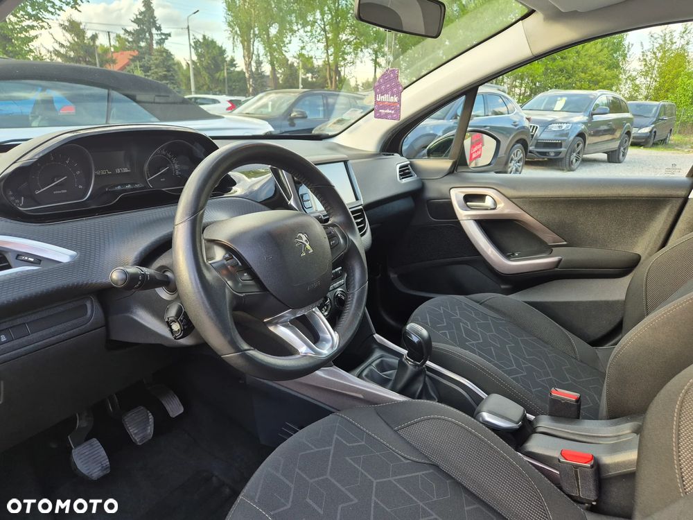 Peugeot 2008 - 32