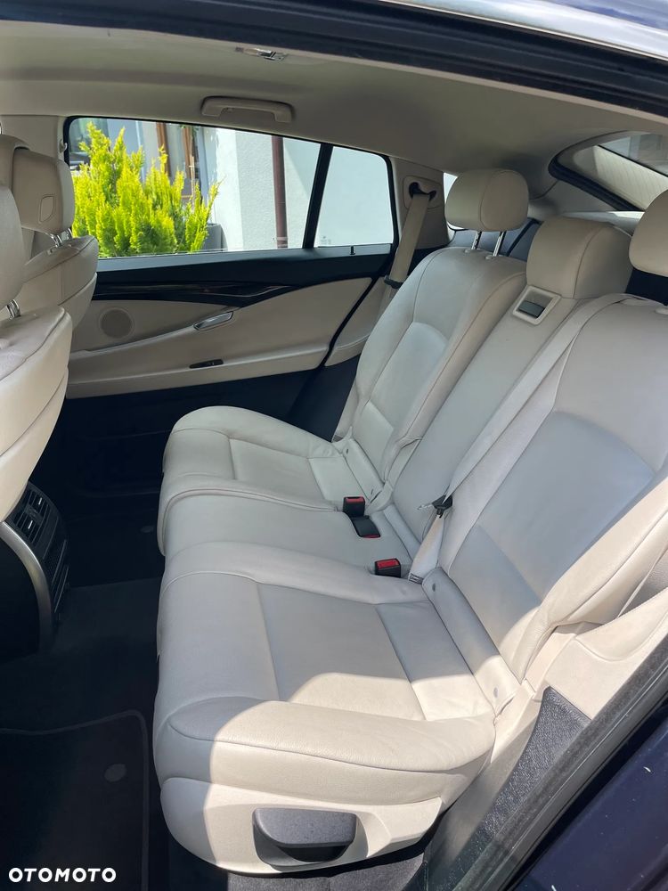 BMW 5GT 530d - 32