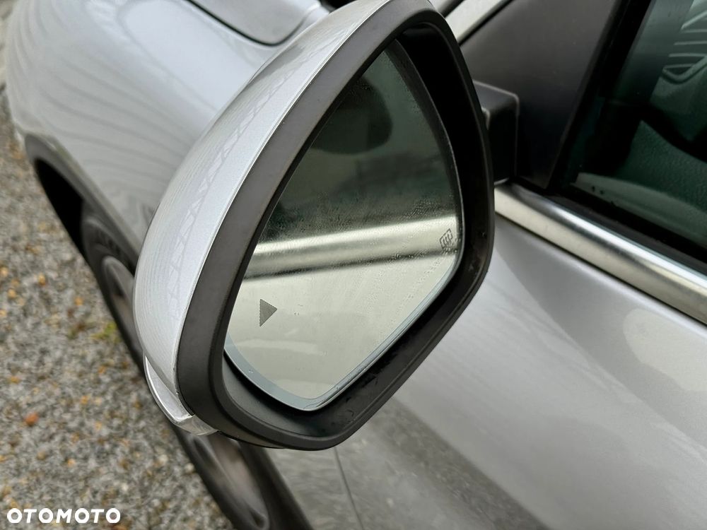 Alfa Romeo Stelvio 2.0 Turbo 16V AT8-Q4 Veloce Ti - 33