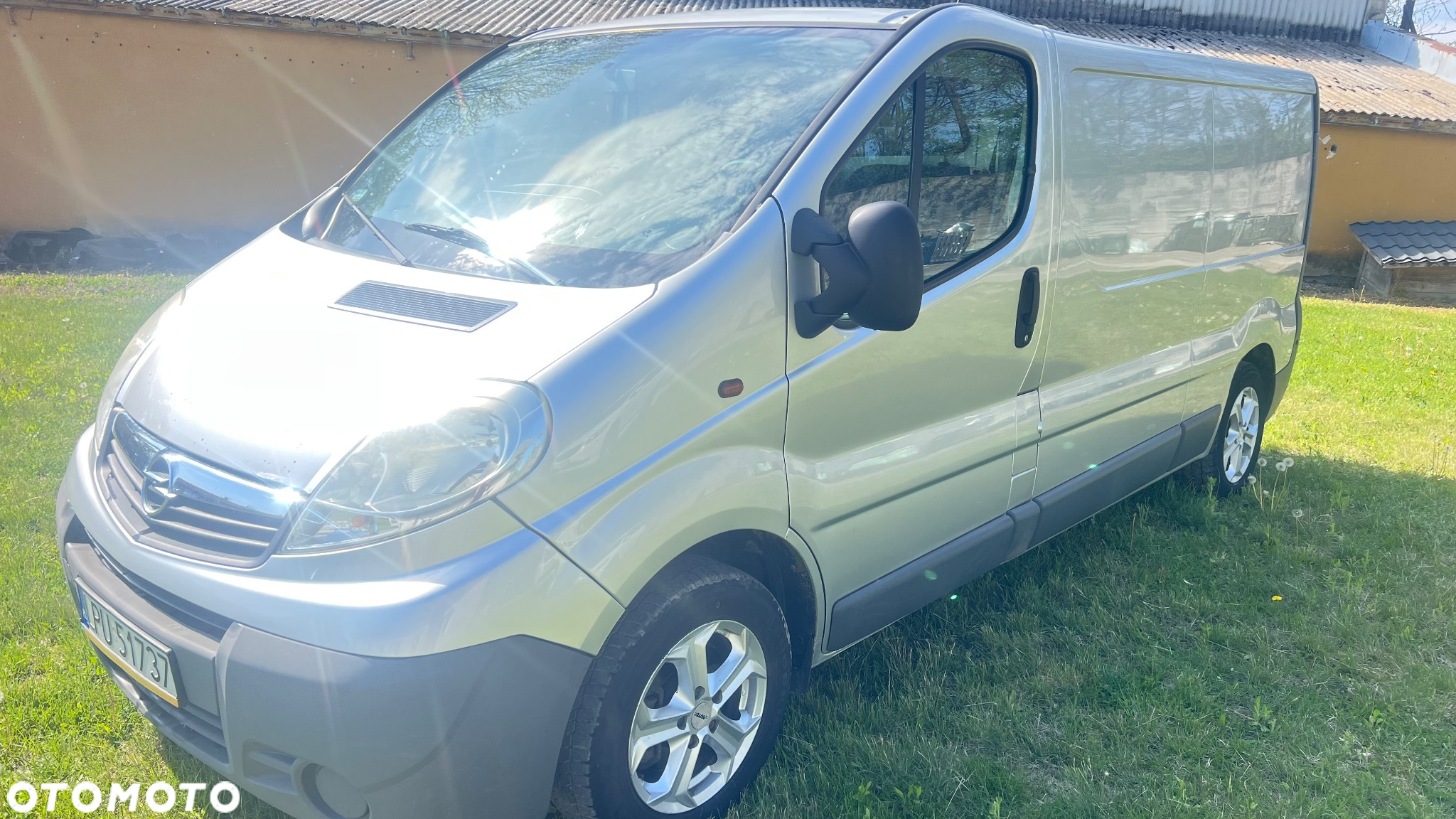 Opel VIVARO - 2
