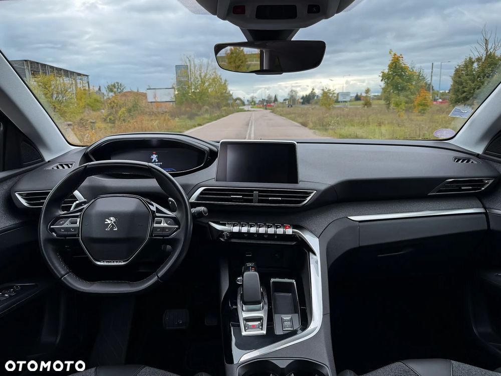 Peugeot 3008 1.6 PureTech HYbrid Allure S&S EAT8 - 25