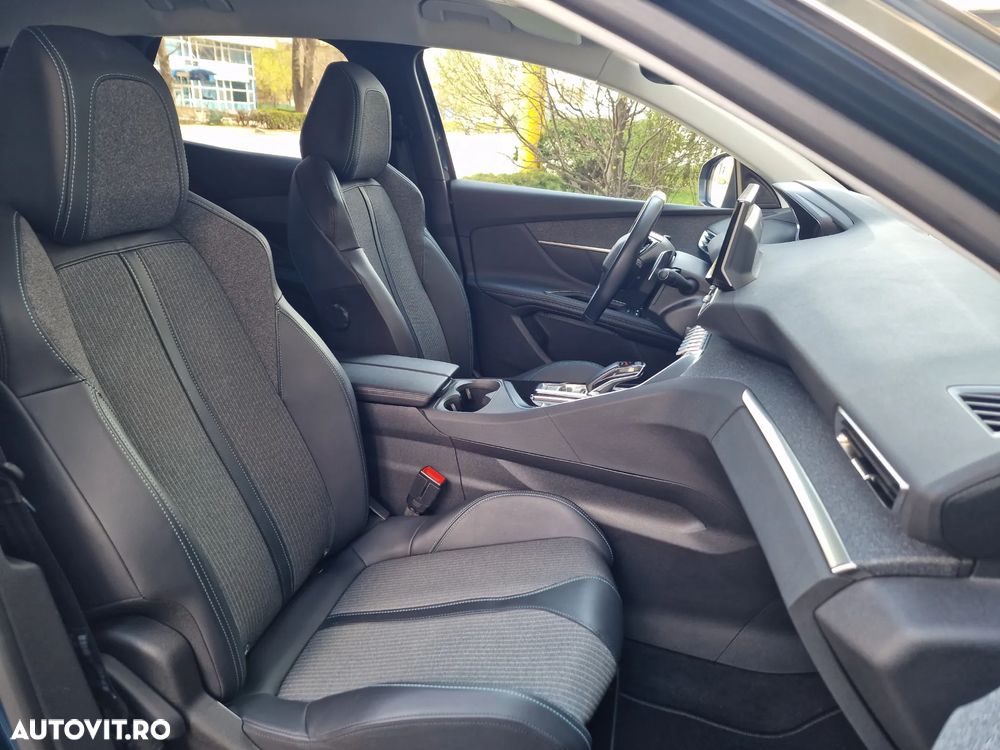 Peugeot 3008 225 e-EAT8 Allure Pack - 21