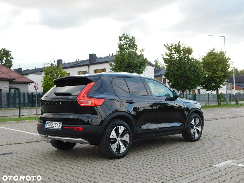 Volvo XC 40 T5 Plug-In Hybrid Momentum Pro - 3