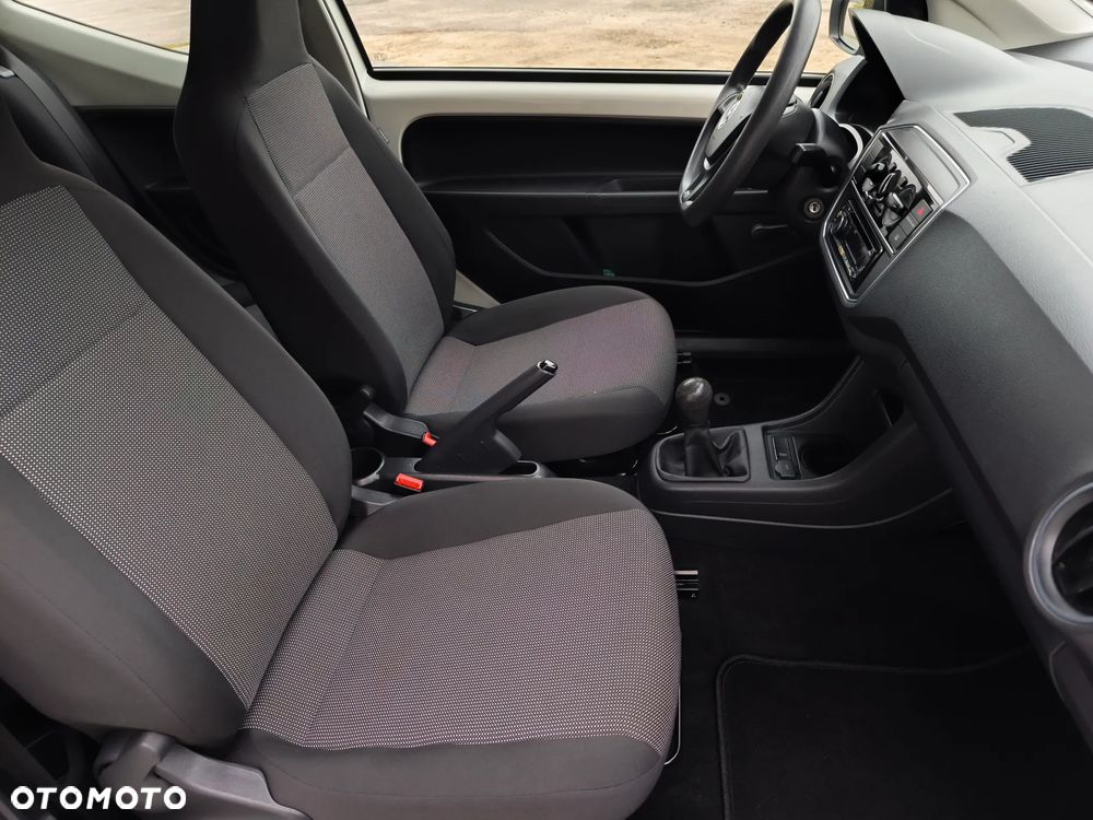 Volkswagen up! club - 29