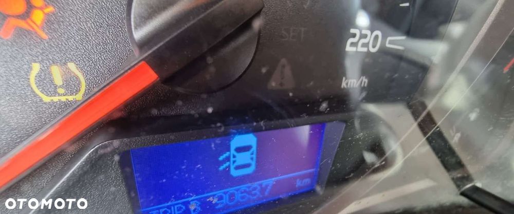 Toyota RAV4 - 11