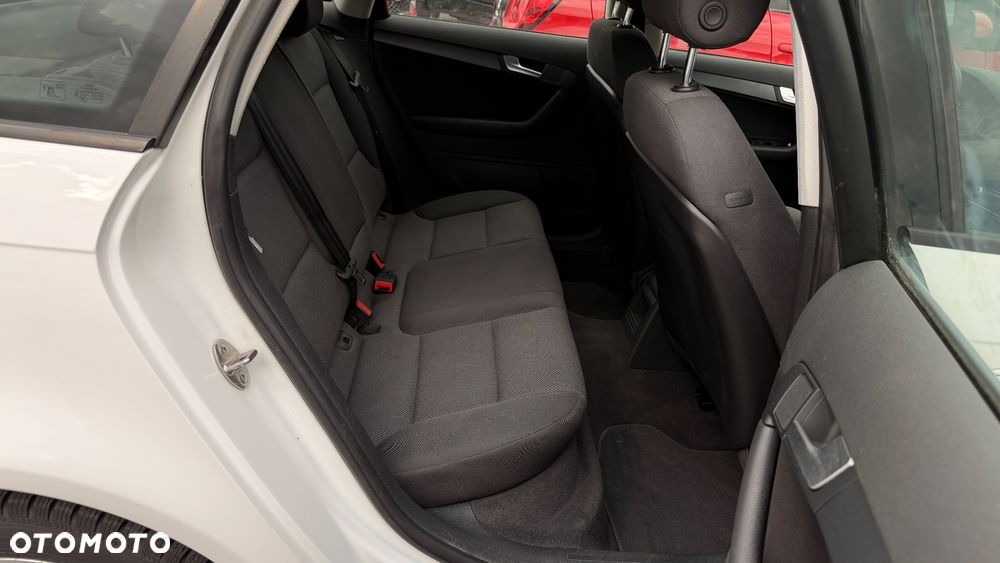 Audi A3 Sportback 1.6 TDI DPF Attraction - 15