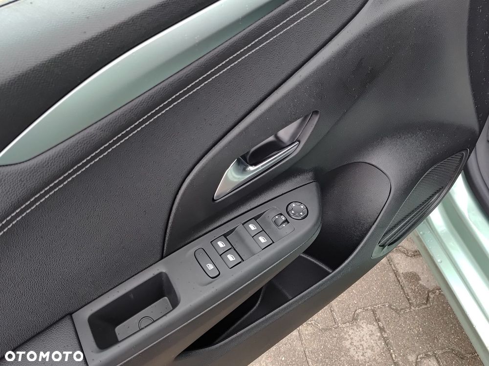 Opel Corsa - 32