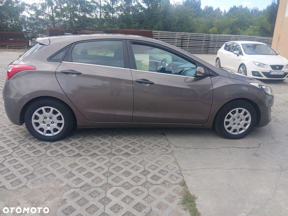 Hyundai i30 1.4 Advantage - 8