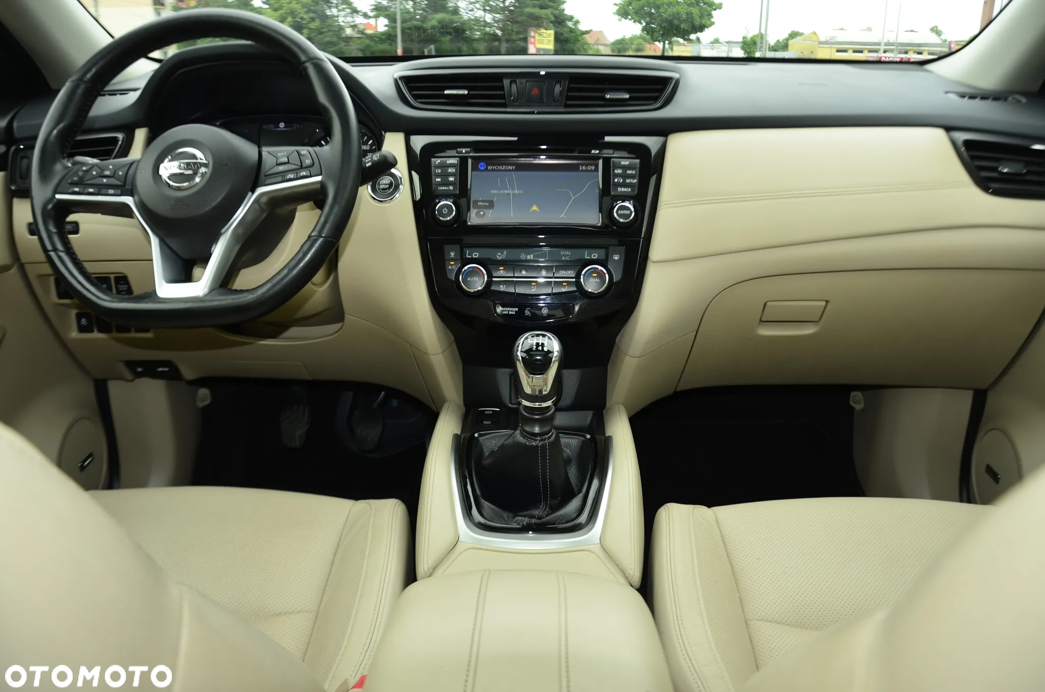 Nissan X-Trail 1.6 dCi Tekna - 24