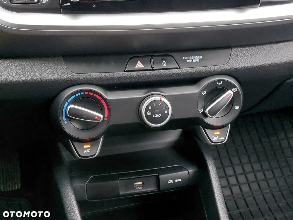 Kia Stonic 1.0 T-GDI M - 13