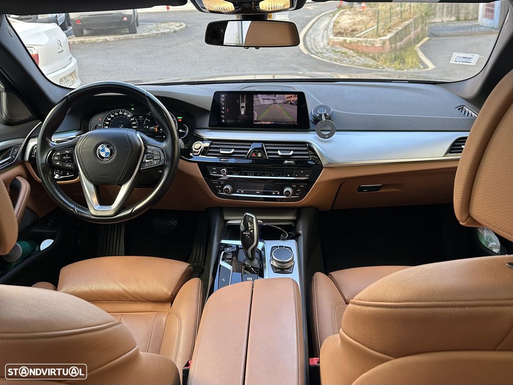 BMW 525 d Line Luxury Auto - 9