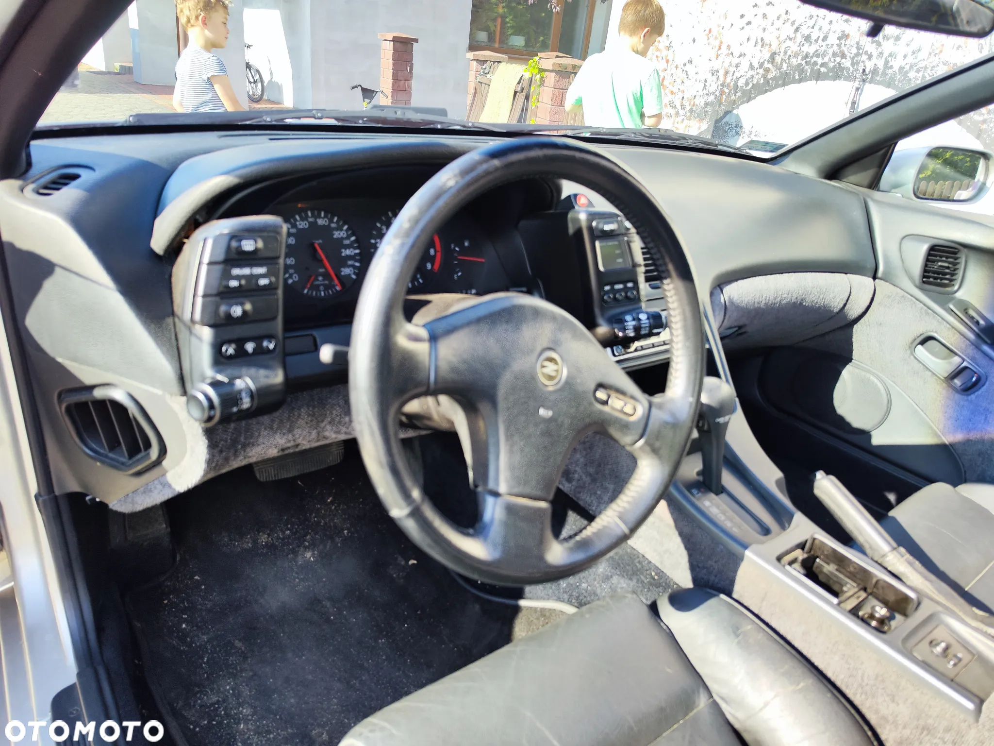Nissan 300 ZX - 14