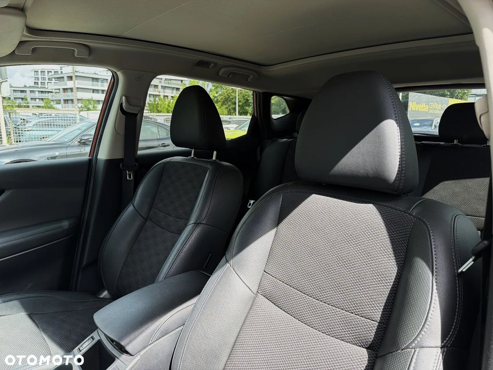 Nissan Qashqai 1.6 DCi Tekna EU6 - 12