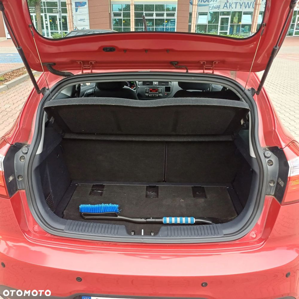 Kia Rio 1.2 Attract - 5