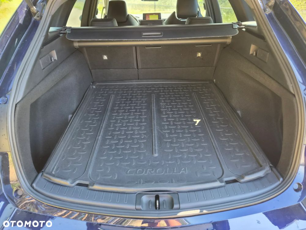 Toyota Corolla - 18