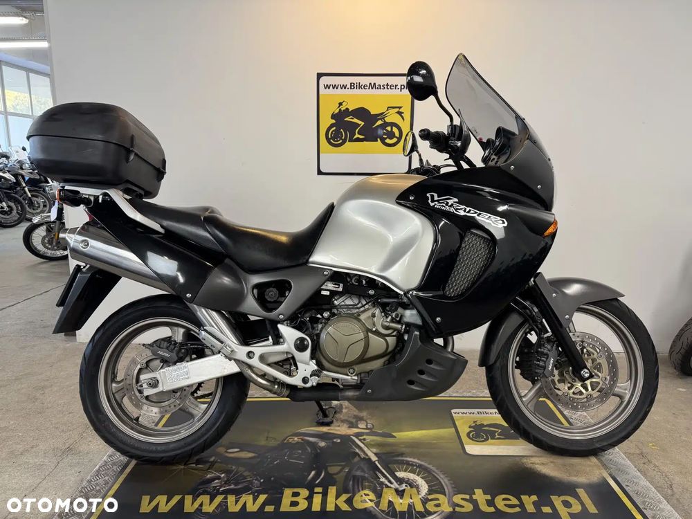 Honda XL - 1