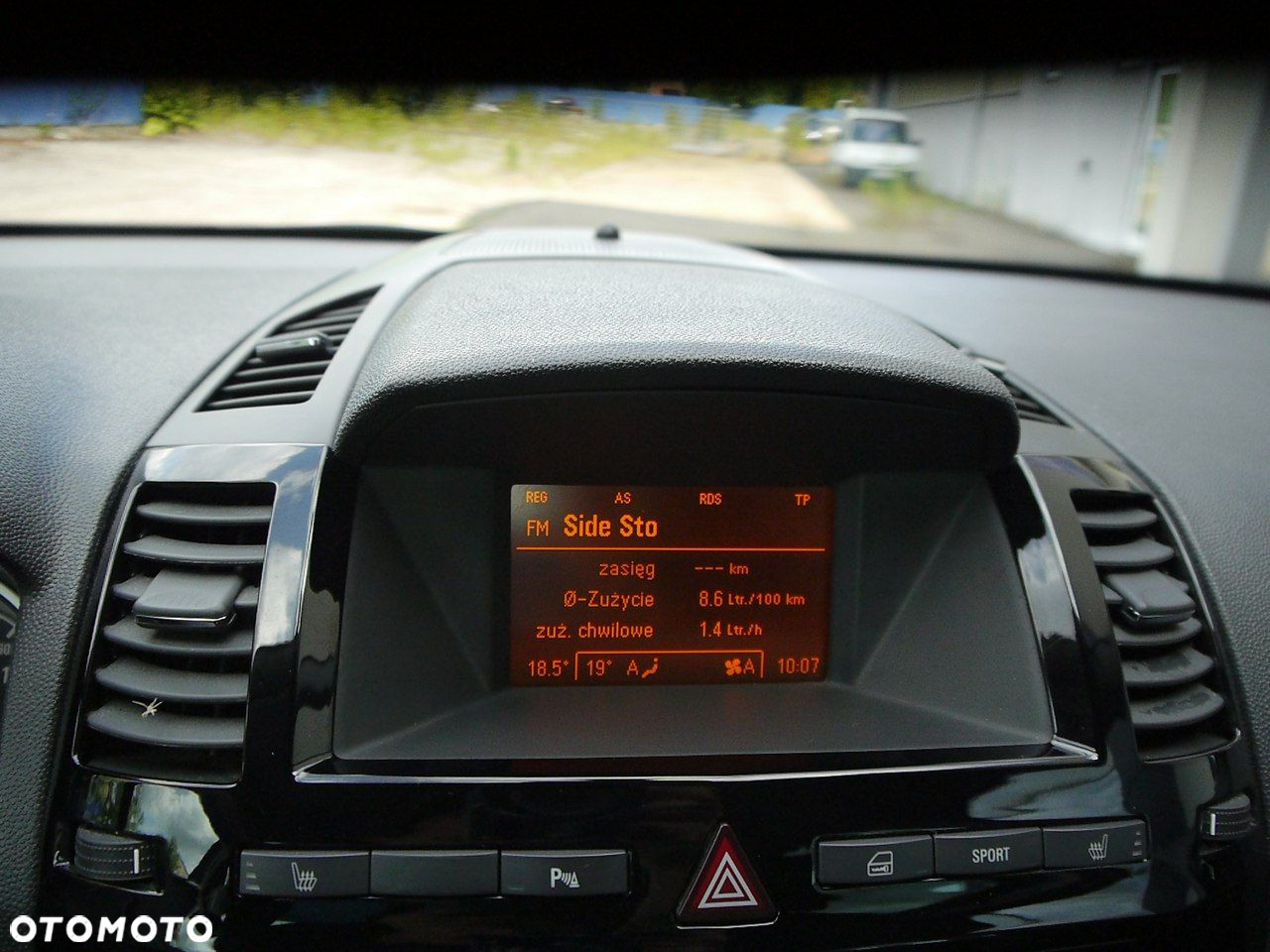 Opel Zafira 1.8 Sport - 36
