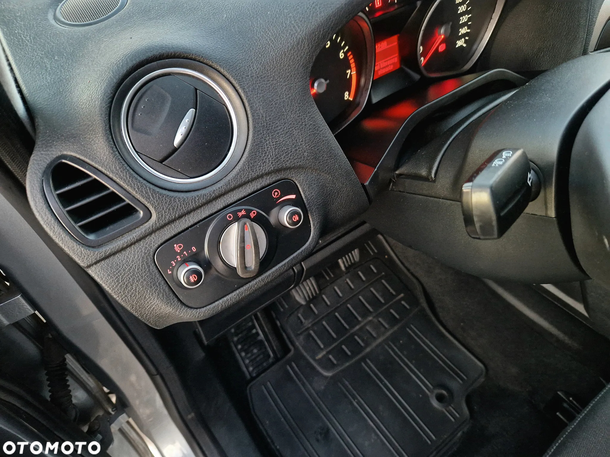 Ford Galaxy - 13