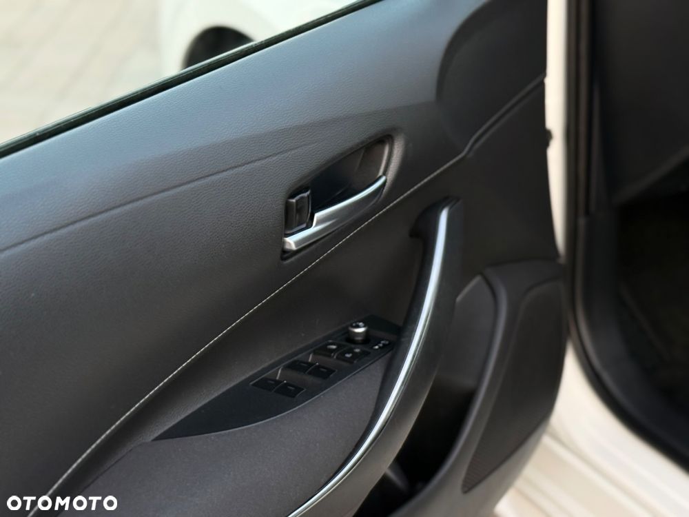 Toyota Corolla 1.8 Hybrid Active - 25