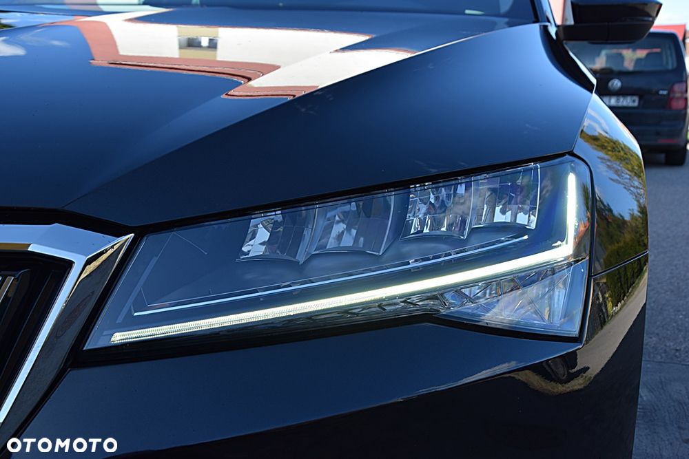 Skoda Superb 2.0 TDI Sportline DSG7 - 29