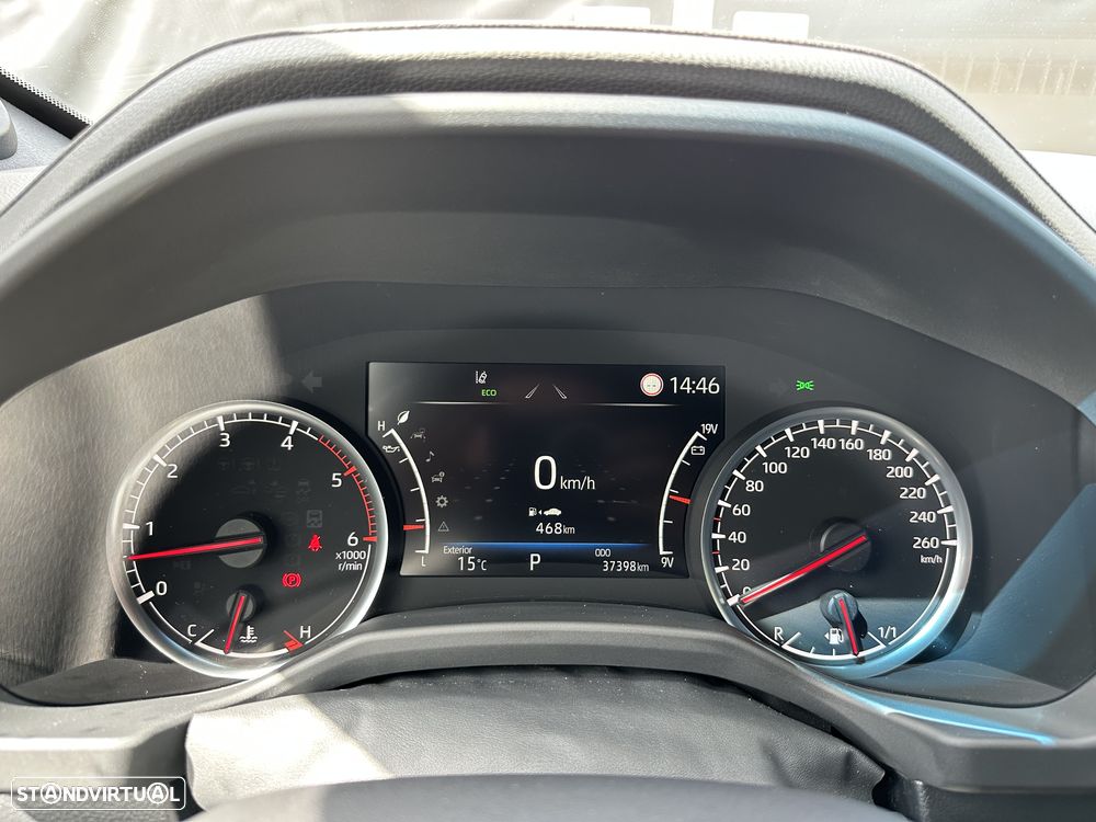 Toyota Land Cruiser 300 70th Anniversary - 19