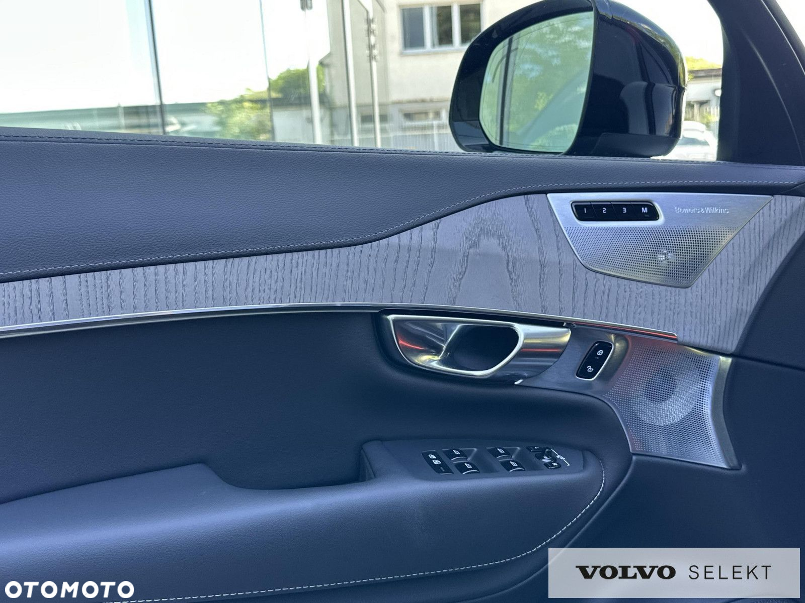 Volvo XC 90 - 11
