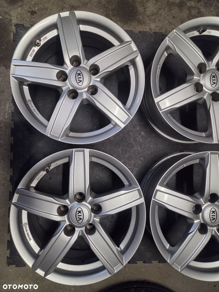 Felgi Aluminiowe 5x114,3 6,5Jx16 ET36 Kia Huinday Toyota - 4