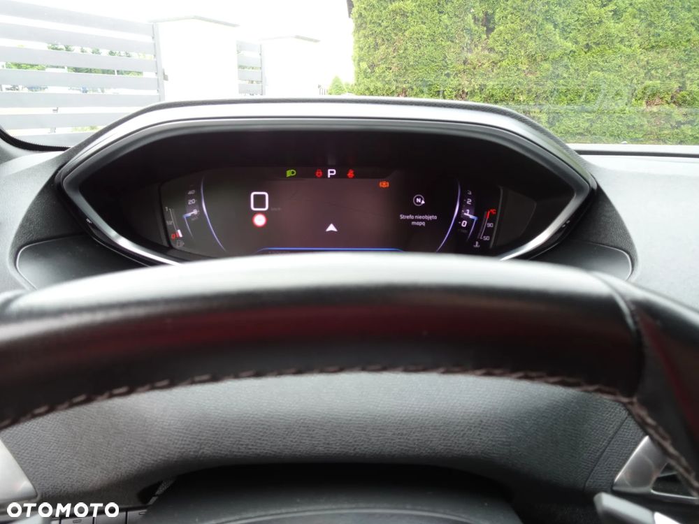 Peugeot 3008 1.5 BlueHDi Allure Pack S&S EAT8 - 27