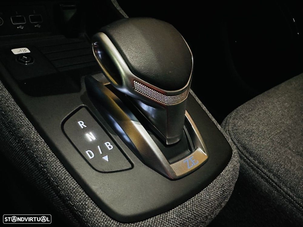 Renault Zoe (c/ Bateria) Limited 50 - 19