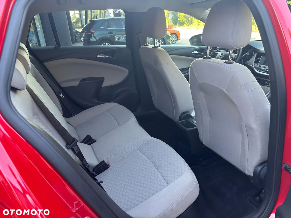 Opel Astra - 12
