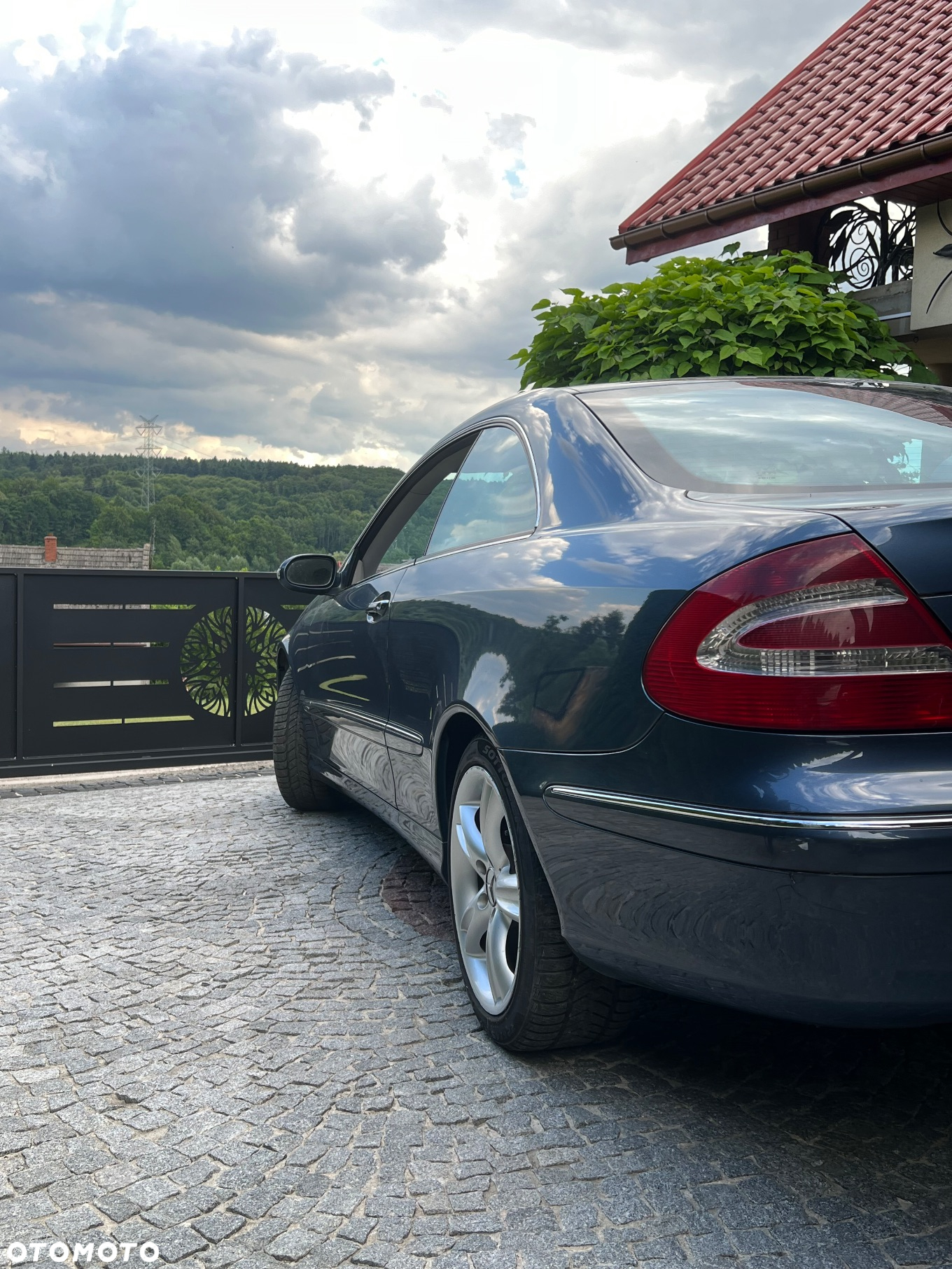 Mercedes-Benz CLK - 11