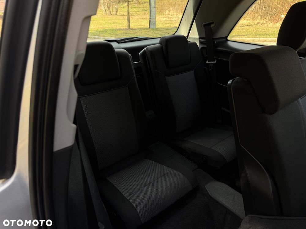 Opel Zafira 1.8 Enjoy - 12