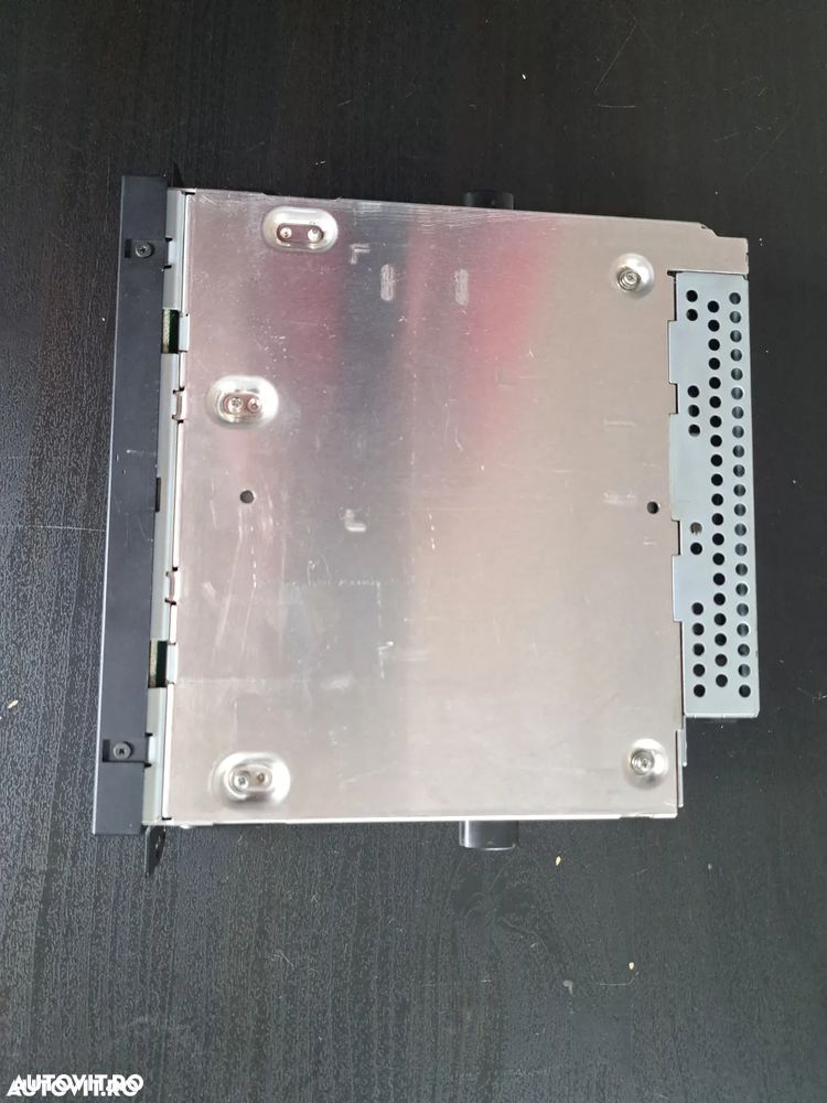 Magazie CD DVD schimbator cititor DVD Original BMW F20 F21 F30 F31 F07+LCI F10+LCI F11+LCI F06 F12 F13 F01+LCI F02+LCI F03+LCI F04 F25 - 4