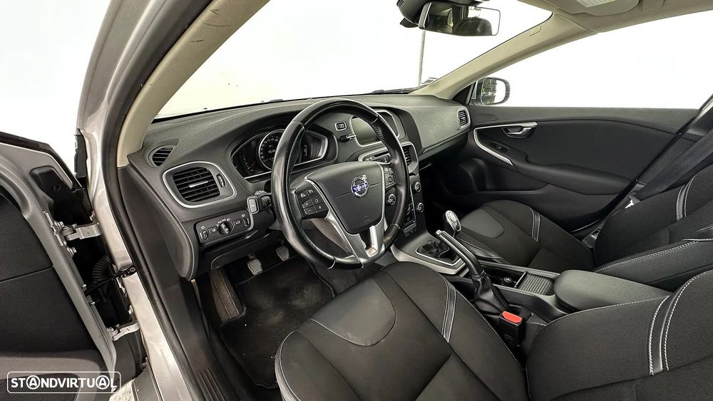 Volvo V40 1.6 D2 Eco Momentum - 25