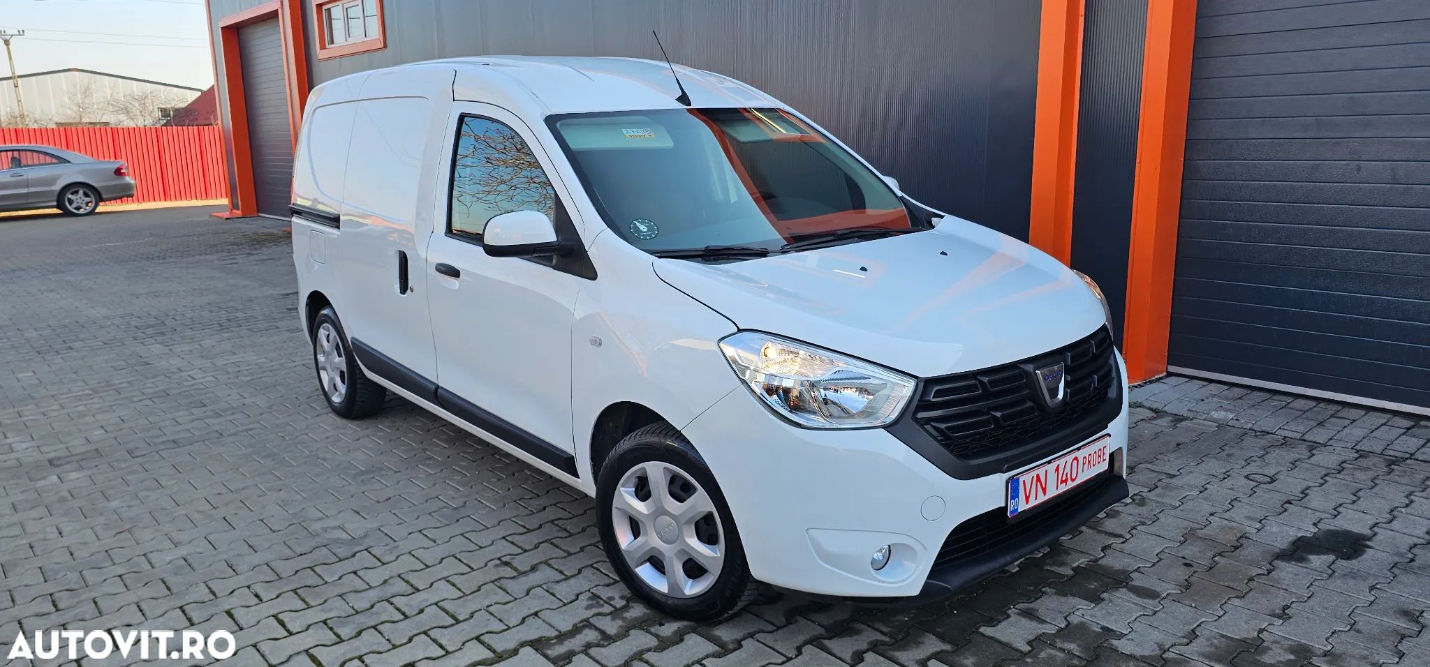 Dacia Dokker - 1