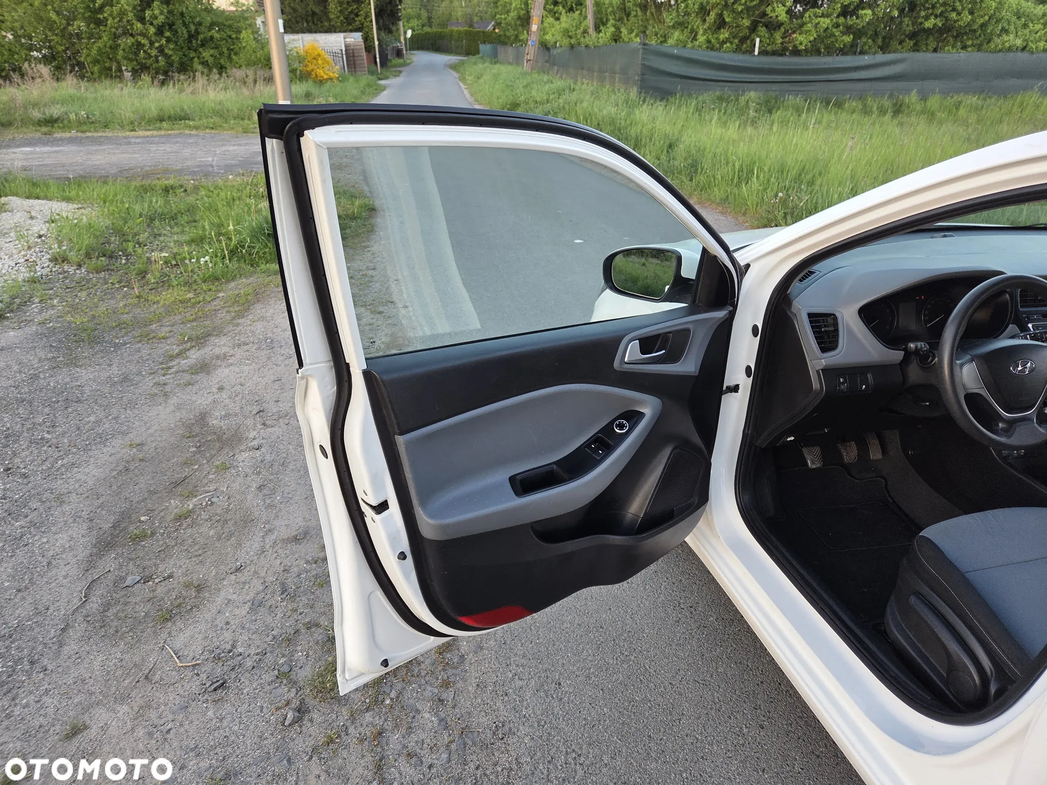 Hyundai i20 1.2 - 10