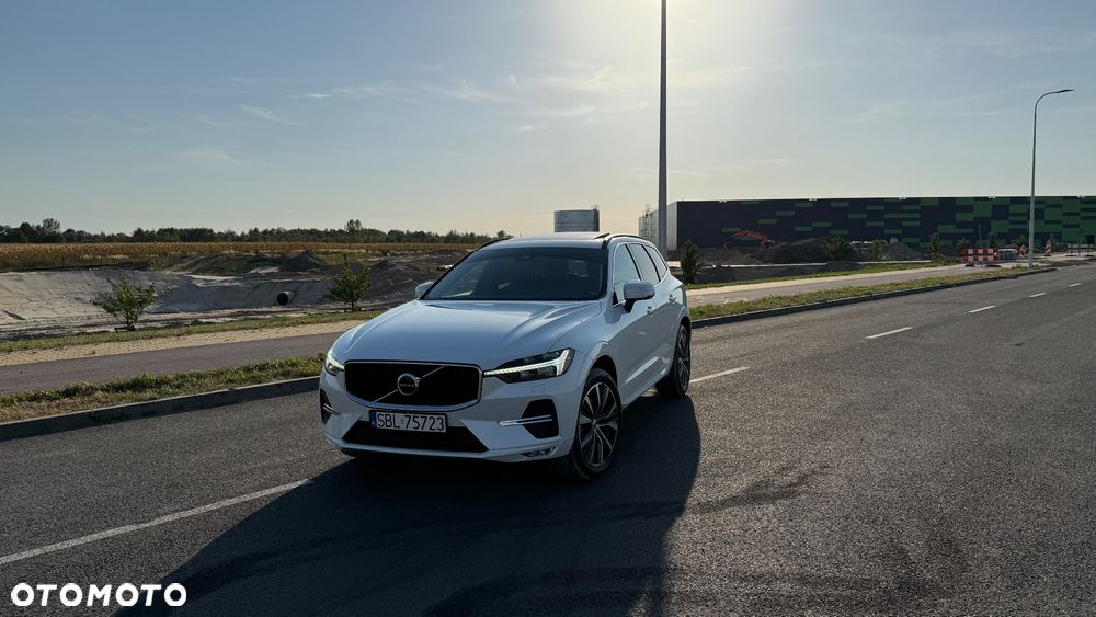 Volvo XC 60 B5 B Momentum - 3