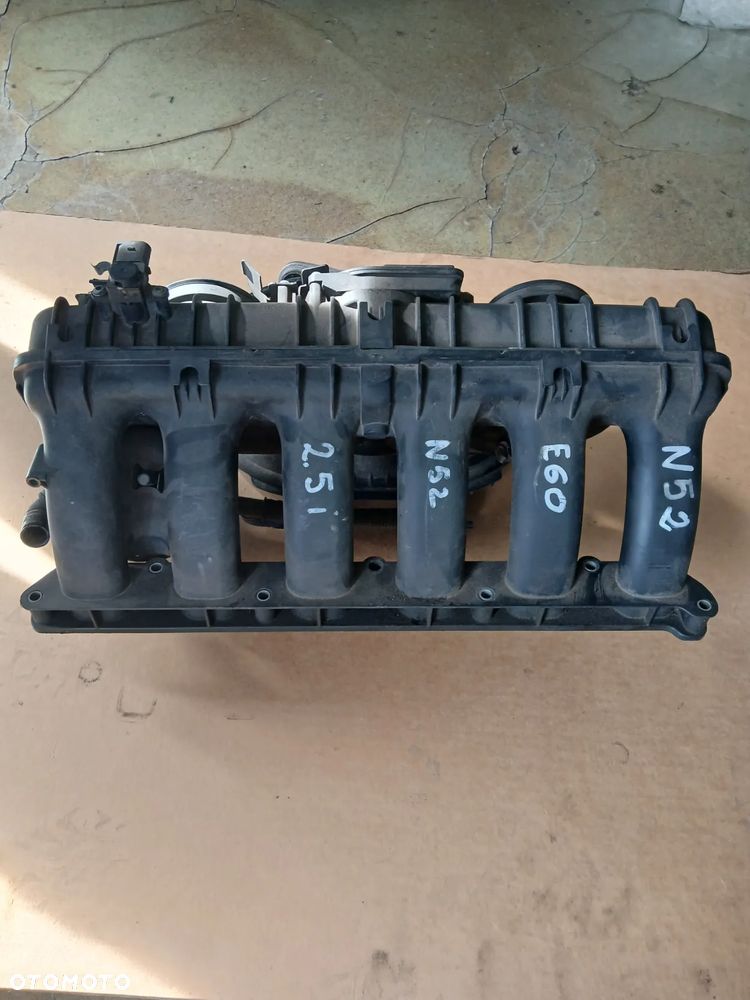 Kolektor ssący BMW E60 E61 E90 E91 E92 2.5l b. N52 - 1