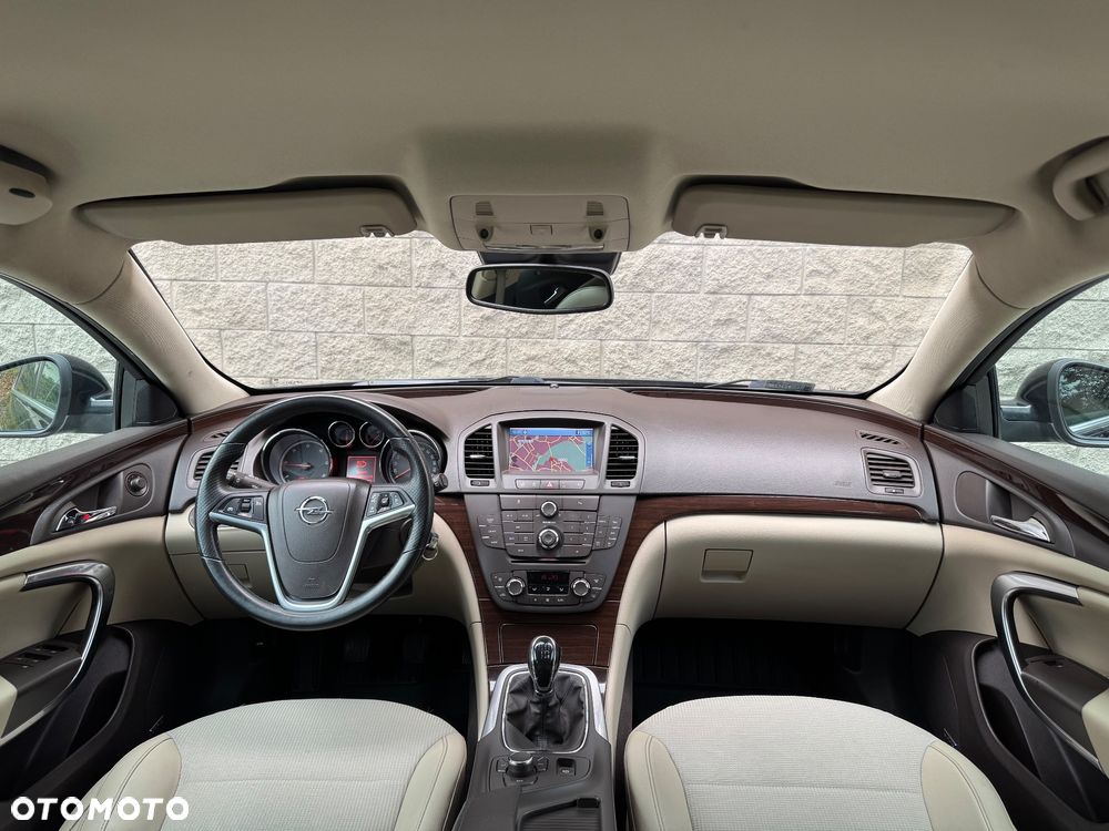 Opel Insignia 2.0 CDTI Cosmo - 11